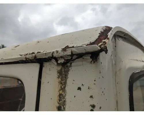 FORD LN8000 Cab Assembly