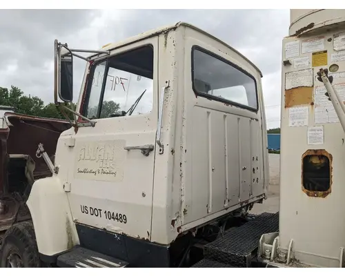 FORD LN8000 Cab Assembly