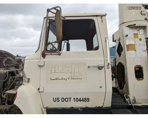 FORD LN8000 Cab Assembly