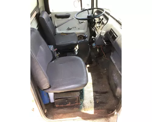 FORD LN8000 Cab