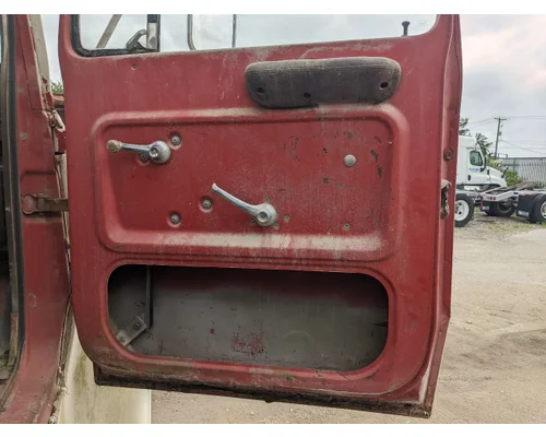 FORD LN8000 Door Assembly, Front
