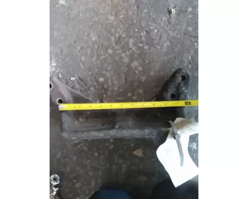 FORD LN8000 ENGINE MOUNTS, VEHICLE (FRONT)