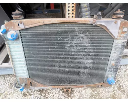 FORD LN800 RADIATOR ASSEMBLY