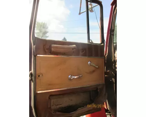 FORD LN9000 DOOR ASSEMBLY, FRONT