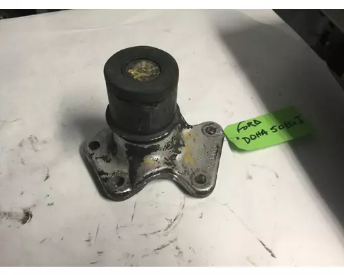 FORD LN9000 Engine Mounts