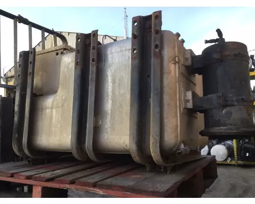 FORD LN9000 FUEL TANK