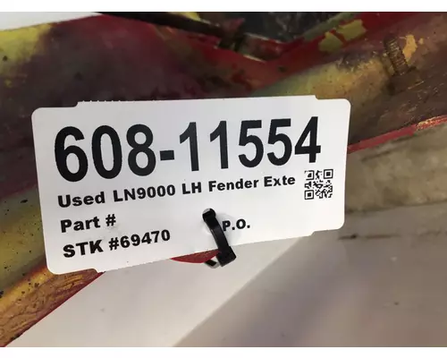 FORD LN9000 Fender