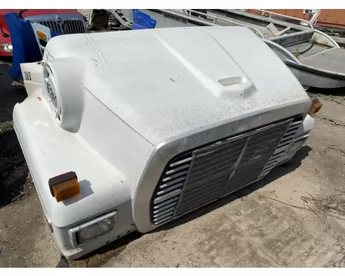 FORD LN9000 Hood