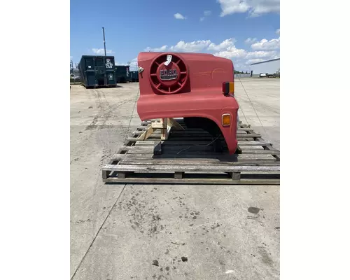 FORD LN9000 Hood