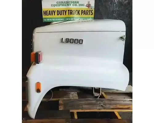FORD LN9000 Hood