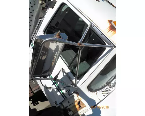 FORD LN9000 MIRROR ASSEMBLY CABDOOR