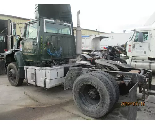 FORD LN9000 WHOLE TRUCK FOR RESALE