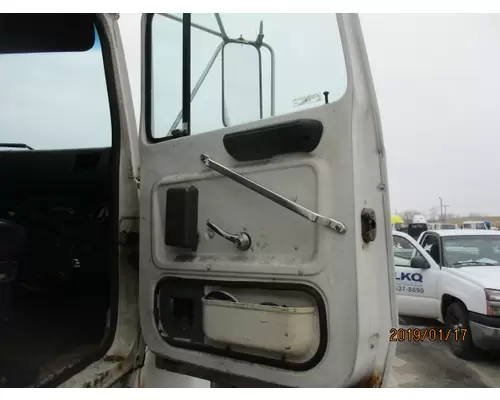 FORD LNT8000 1991-1998 DOOR ASSEMBLY, FRONT