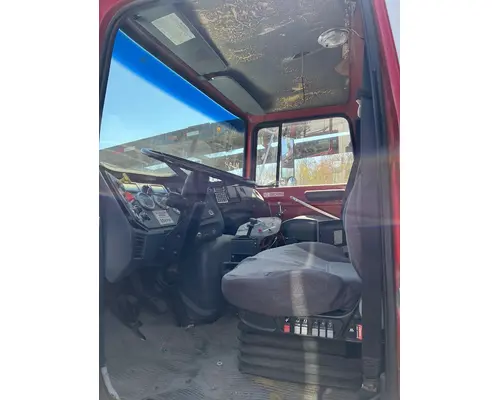 FORD LNT8000 Cab Mount