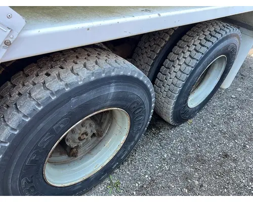 FORD LNT8000 Complete Vehicle