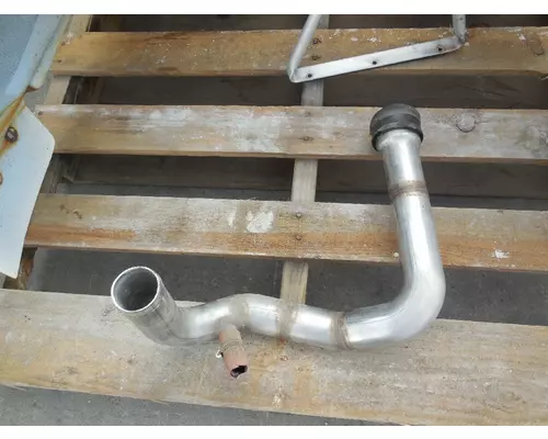FORD LNT8000 Coolant Tube