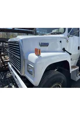 FORD LNT8000 Hood