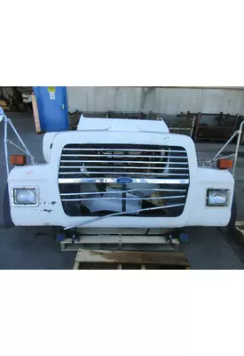 FORD LNT8000 Hood