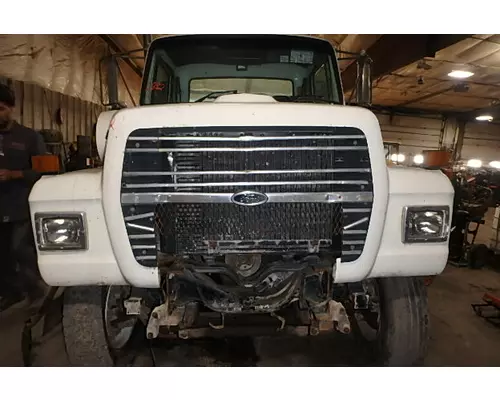 FORD LNT8000 Hood