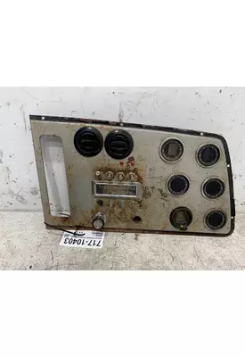 FORD LNT9000 Dash / Console Switch