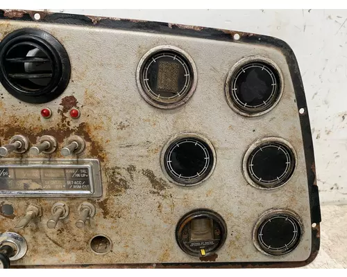 FORD LNT9000 Dash  Console Switch