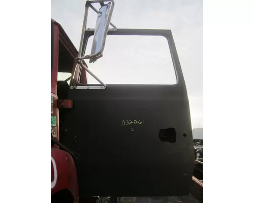 FORD LNT9000 Door Assembly, Front