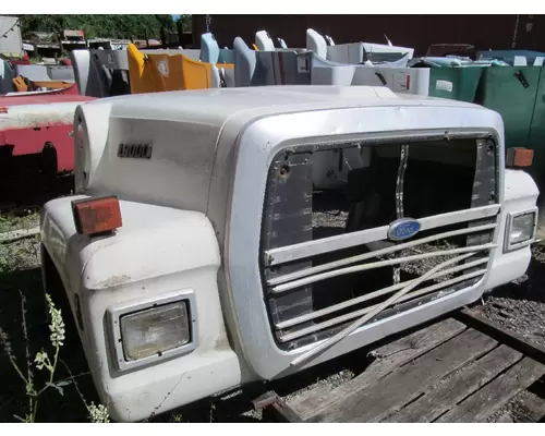 FORD LNT9000 Hood
