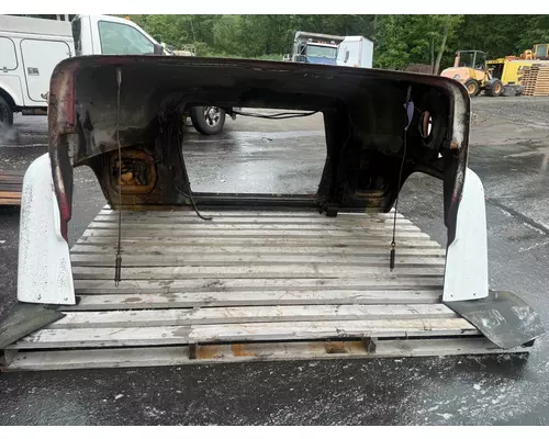 FORD LNT9000 Hood