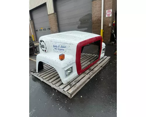 FORD LNT9000 Hood