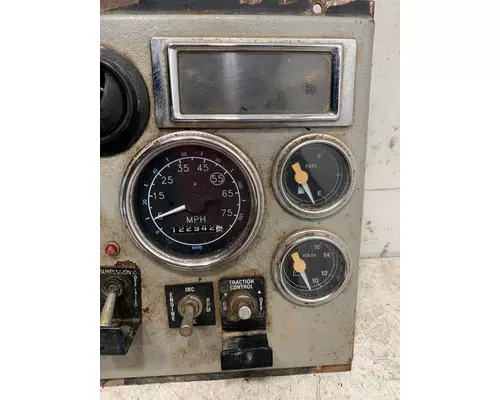 FORD LNT9000 Instrument Cluster