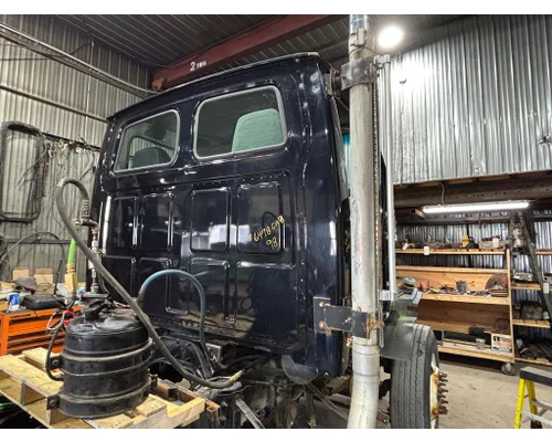 FORD LOUISVILLE Cab