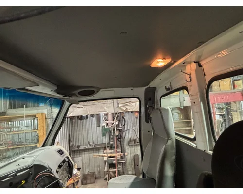 FORD LOUISVILLE Cab