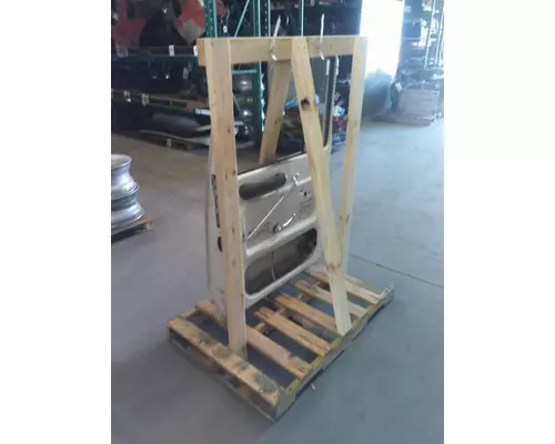 FORD LT8000 DOOR ASSEMBLY, FRONT