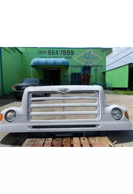 FORD LT8000 Hood