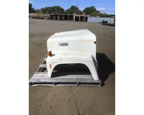 FORD LT8000 Hood