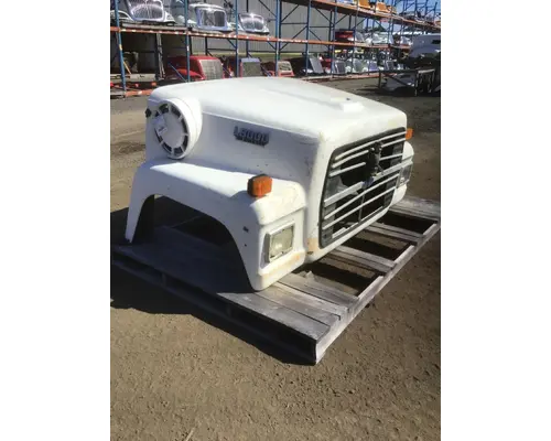 FORD LT8000 Hood