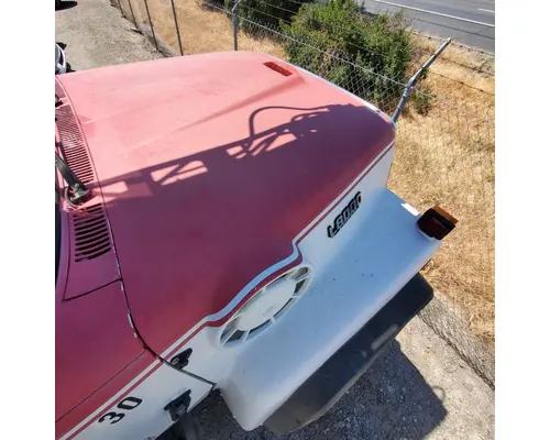 FORD LT8000 Hood