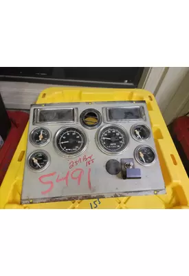 FORD LT8000 Instrument Cluster