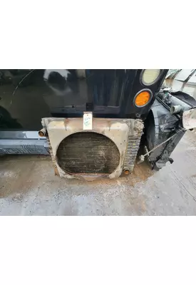 FORD LT8000 Radiator