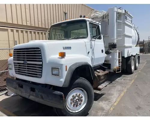 FORD LT9000 Cab Assembly