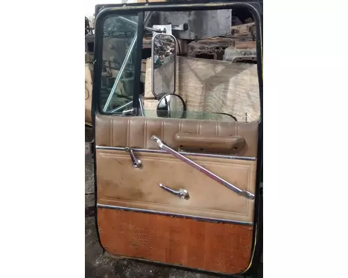 FORD LT9000 Door Assembly, Front