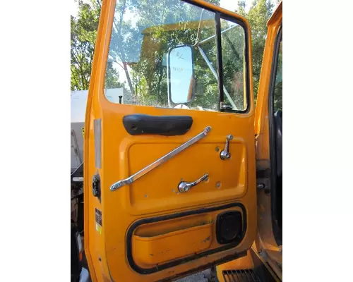 FORD LT9000 Door Assembly, Front