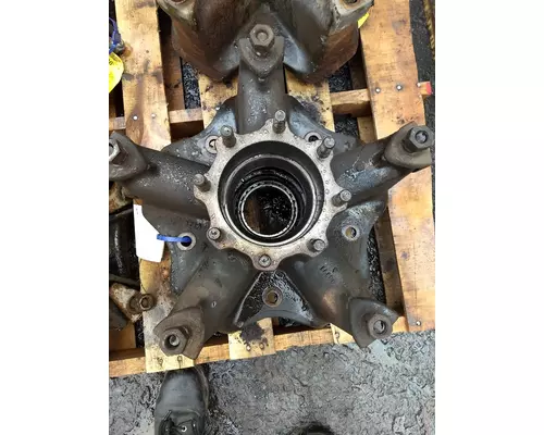 FORD LT9000 Hub