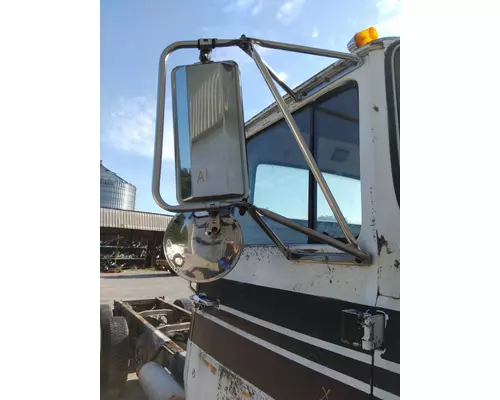 FORD LT9000 MIRROR ASSEMBLY CABDOOR