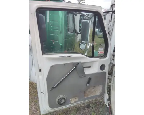 FORD LT9501 DOOR ASSEMBLY, FRONT