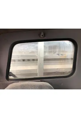 FORD LT9513 LOUISVILLE 113 Back Glass