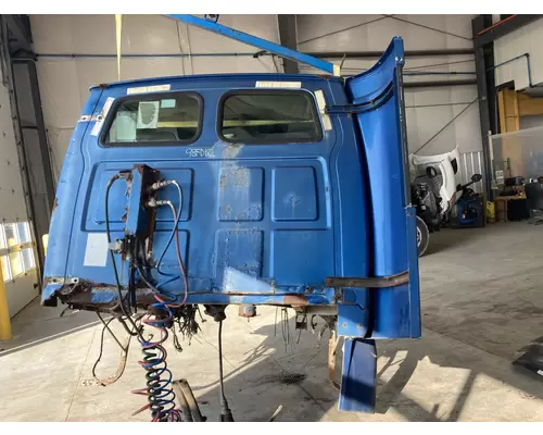 FORD LT9513 LOUISVILLE 113 Cab Assembly