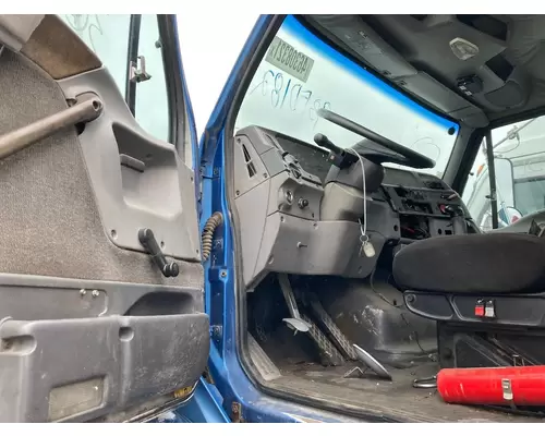 FORD LT9513 LOUISVILLE 113 Cab Assembly