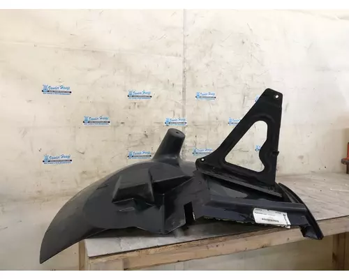FORD LT9513 LOUISVILLE 113 Fender