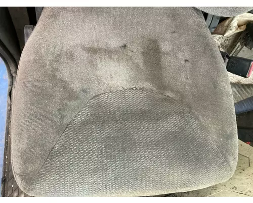 FORD LT9513 LOUISVILLE 113 Seat (non-Suspension)